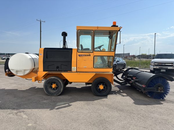 LeeBoy FB-90 Sweeper - Image 4