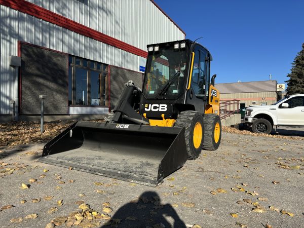 JCB 300 Loader - Image 8