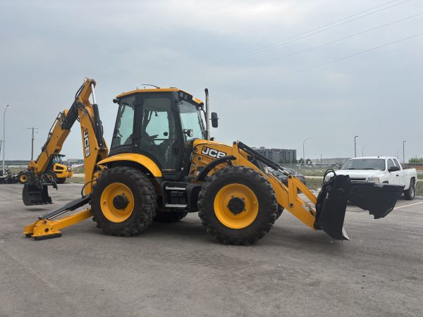 JCB 4CX-15 Backhoe Loader - Image 5