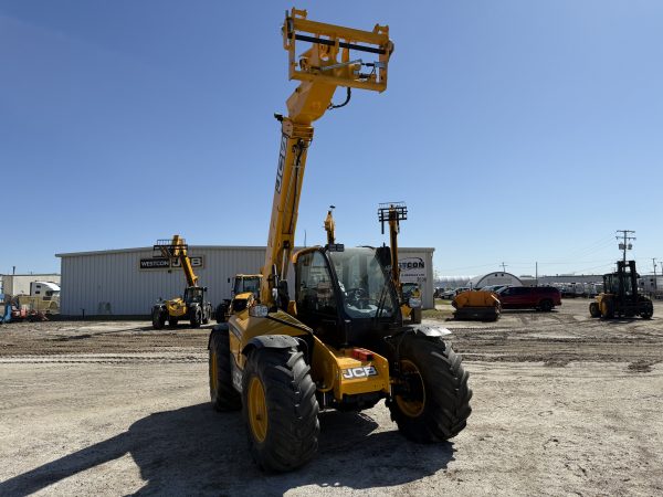 JCB 542-70 Agri Super Telehandler - Image 6