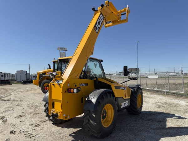 JCB 542-70 Agri Super Telehandler - Image 4