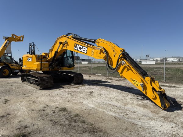 JCB 220X L 4F Excavator - Image 8