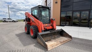 Kubota SSV75 Skid Steer